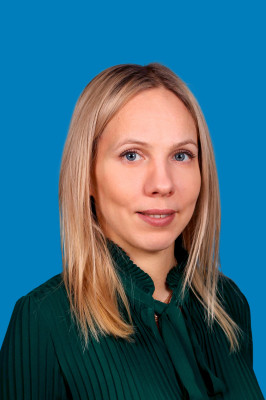Воспитатель Карышкова Оксана Владимировна Воспитатель Карышкова Оксана Владимировна